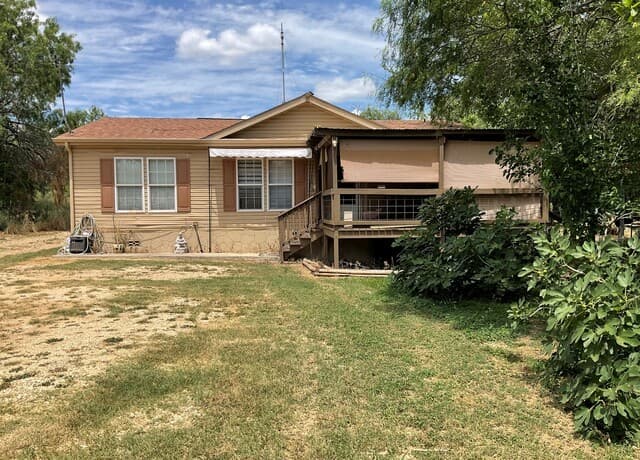 Home for sale at 139 Country View in Floresville, TX — photo 1