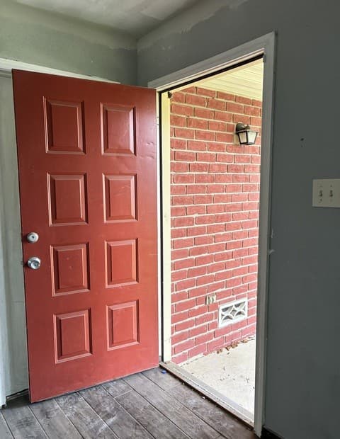 Home for sale at 1803 S Ellison Dr in San Antonio, TX — photo 3