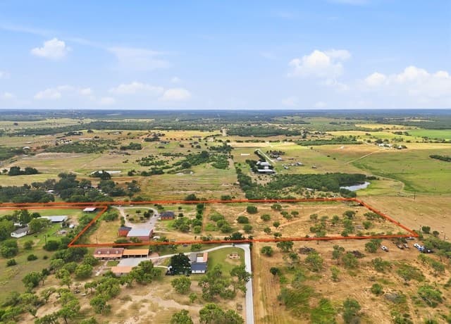 Home for sale at 19365 S Mcconnell Rd in Atascosa, TX — photo 3