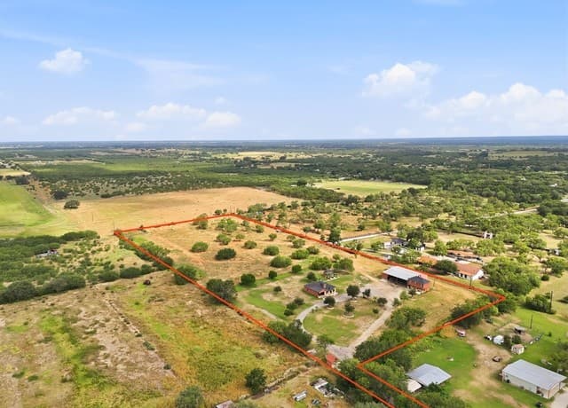 Home for sale at 19365 S Mcconnell Rd in Atascosa, TX — photo 4
