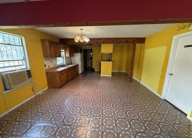 Home for sale at 378 N San Ignacio in San Antonio, TX — photo 3