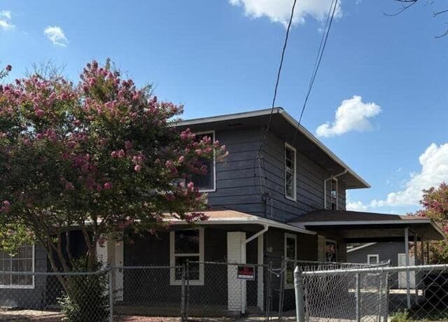 Home for sale at 3107 Golden Ave in San Antonio, TX — photo 2