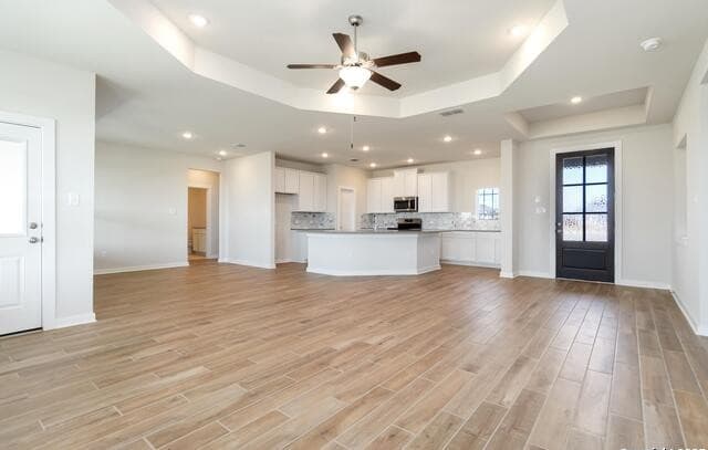 Home for sale at 541 Alta Vista Drive in Pleasanton, TX — photo 4