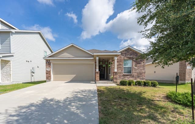 Home for sale at 3715 Newton Bay in San Antonio, TX — photo 2