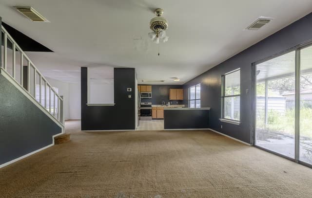 Home for sale at 6822 Misty Field Dr in Converse, TX — photo 4