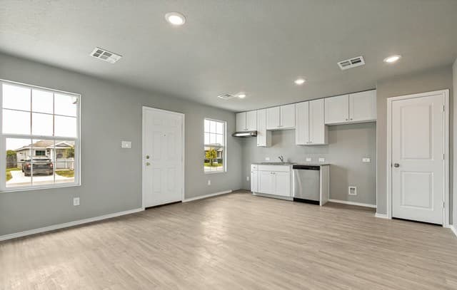 Home for sale at 4235 Southton lake in San Antonio, TX — photo 4