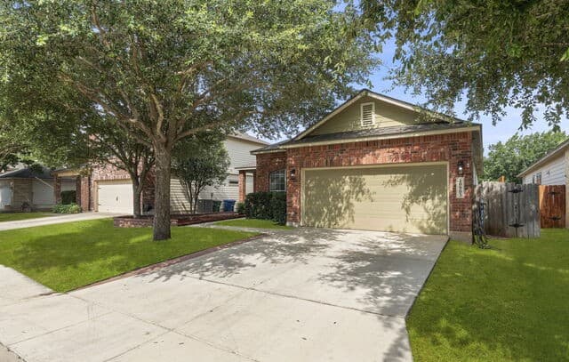 Home for sale at 10903 Bramante Ln in Helotes, TX — photo 2