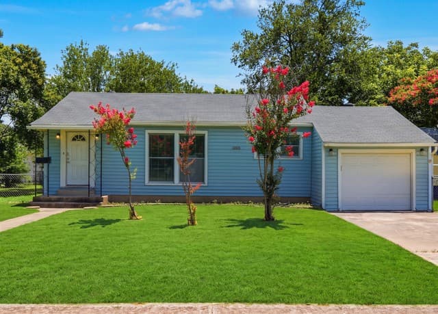 Home for sale at 502 Brooks Ave in Schertz, TX — photo 1