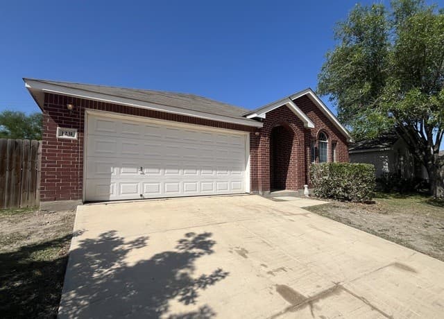 Home for sale at 1231 Jordan Xing in San Antonio, TX — photo 1