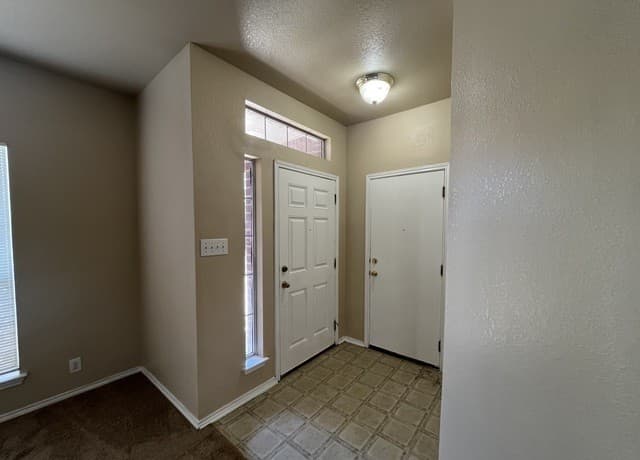 Home for sale at 1231 Jordan Xing in San Antonio, TX — photo 5