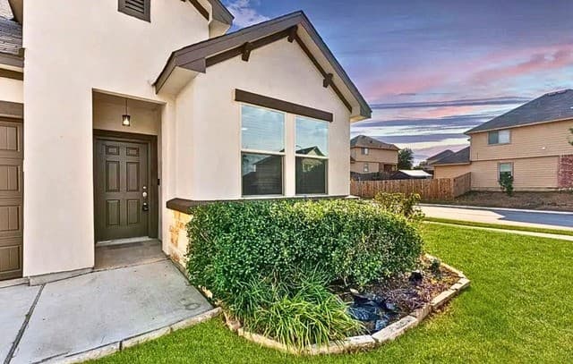 Home for sale at 6630 Freedom Ridge in San Antonio, TX — photo 3