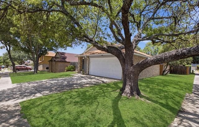 Home for sale at 6003 Broadmeadow in San Antonio, TX — photo 2