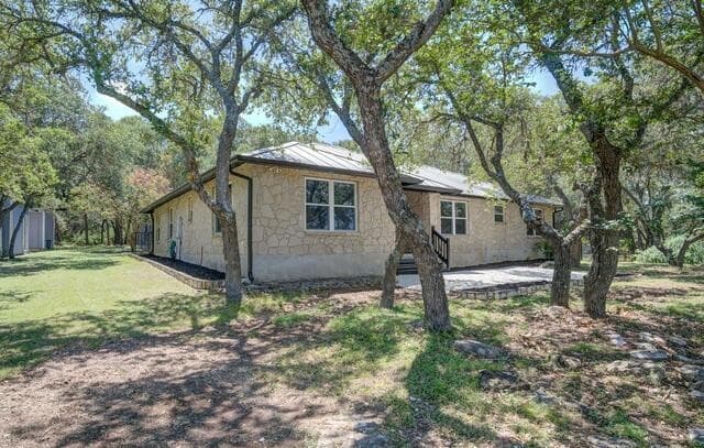 Home for sale at 310 Remington Dr in Bergheim, TX — photo 3