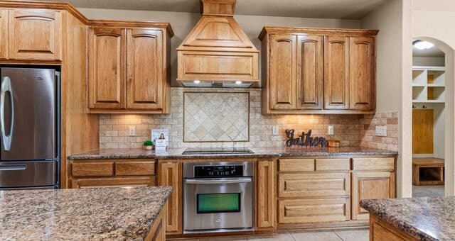 Home for sale at 192 Copper Ridge Dr in La Vernia, TX — photo 2
