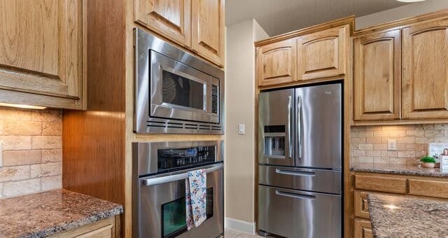 Home for sale at 192 Copper Ridge Dr in La Vernia, TX — photo 3