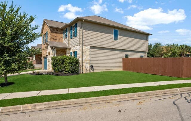 Home for sale at 520 Saddle House in Cibolo, TX — photo 3