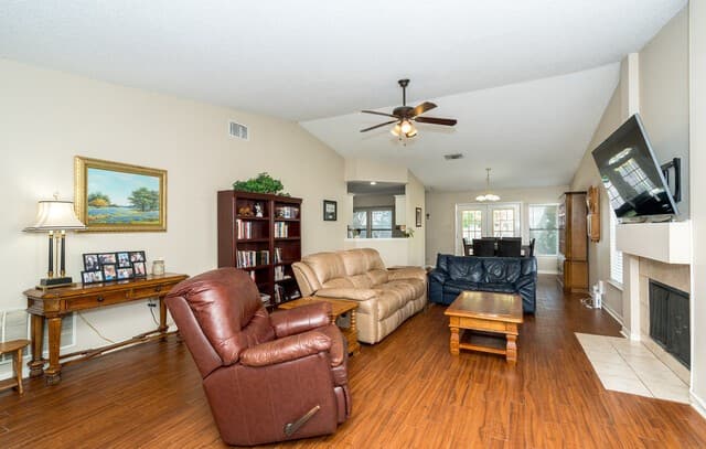Home for sale at 3218 Coral Grove Dr in San Antonio, TX — photo 2