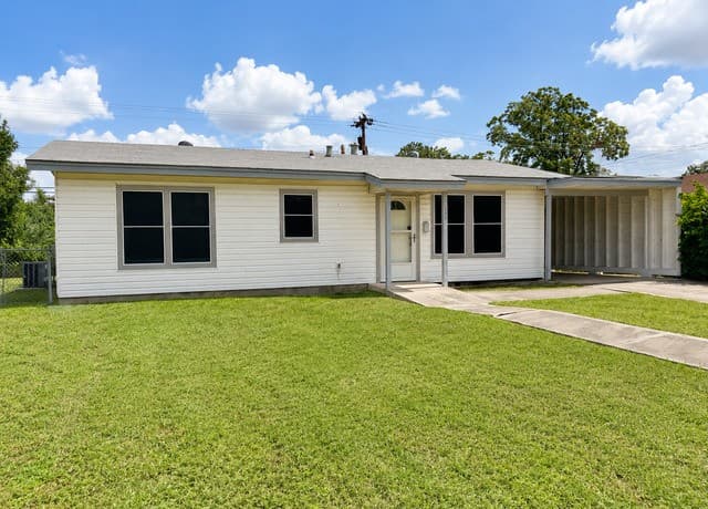 Home for sale at 306 Anton Dr in San Antonio, TX — photo 1