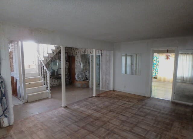 Home for sale at 455 Savannah Dr in San Antonio, TX — photo 4