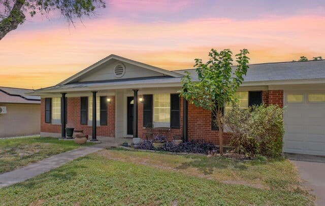 Home for sale at 710 Booth Dr in San Antonio, TX — photo 1
