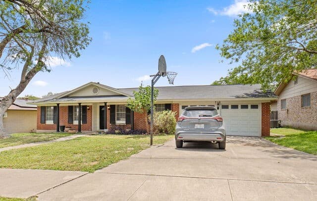 Home for sale at 710 Booth Dr in San Antonio, TX — photo 5