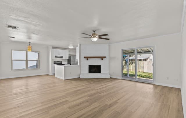 Home for sale at 4935 Grey Hawk Dr in San Antonio, TX — photo 5