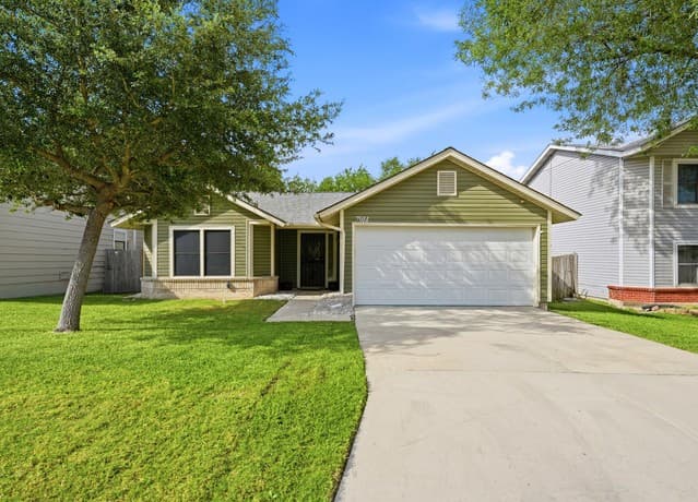 Home for sale at 7914 Wayside Trl in San Antonio, TX — photo 1