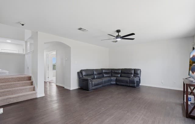 Home for sale at 255 Hallie Cove in San Antonio, TX — photo 2