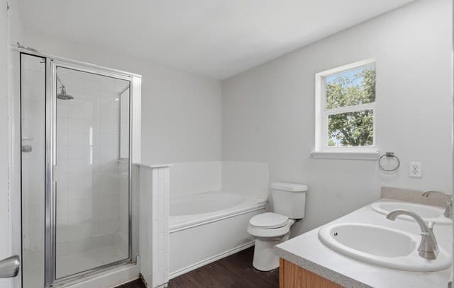 Home for sale at 255 Hallie Cove in San Antonio, TX — photo 4
