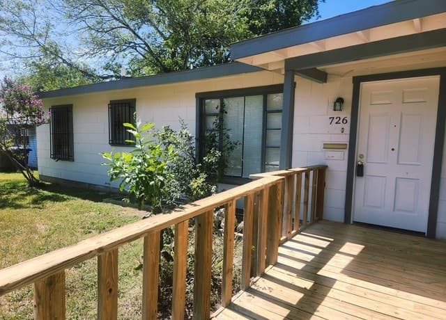 Home for sale at 762 Marquette Dr in San Antonio, TX — photo 3