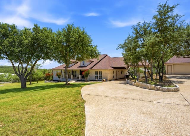 Home for sale at 186 Scout Ln in Spring Branch, TX — photo 3