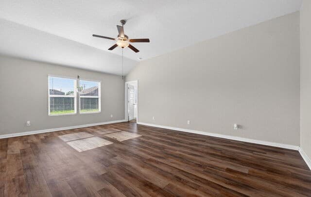 Home for sale at 6907 Emerald Vly in San Antonio, TX — photo 2
