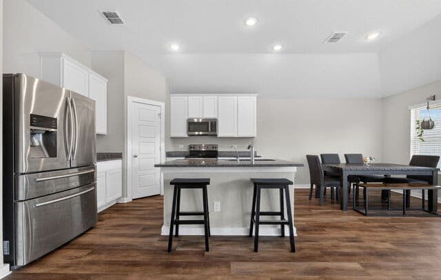 Home for sale at 6907 Emerald Vly in San Antonio, TX — photo 5