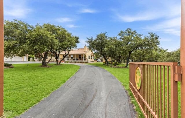 Home for sale at 215 AND LOT 55 Golden Oaks in Helotes, TX — photo 2