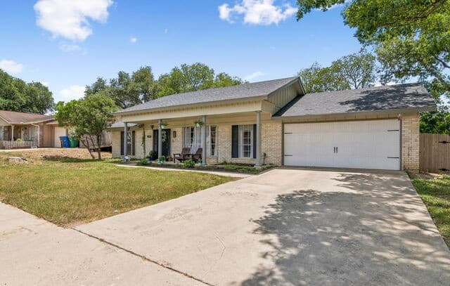 Home for sale at 12330 Bridge Path St in San Antonio, TX — photo 3
