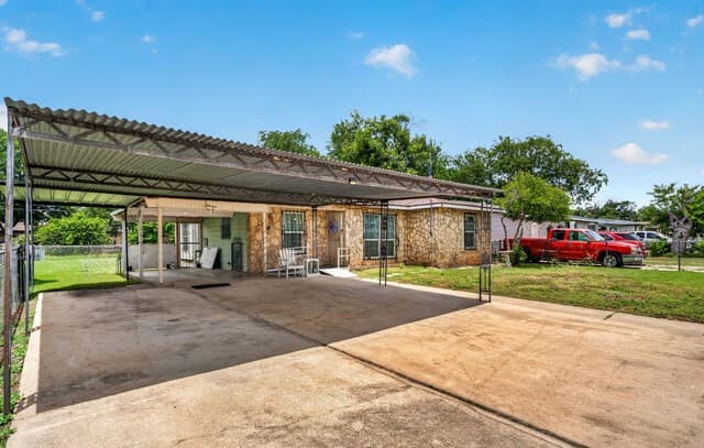 Home for sale at 115 Carmen Pl in San Antonio, TX — photo 2