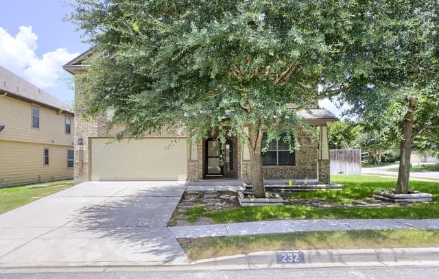 5-bedroom home for sale at 232 Dove Hl in Cibolo TX