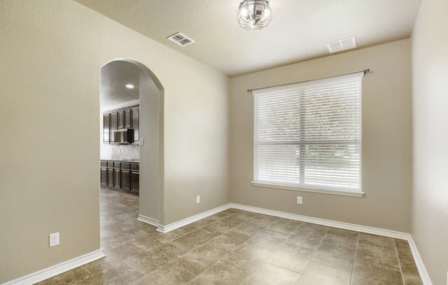 Home for sale at 232 Dove Hl in Cibolo, TX — photo 5