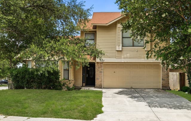 Home for sale at 7107 Grassy Trl in San Antonio, TX — photo 1