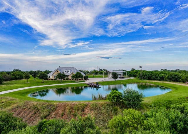 Home for sale at 1980 County Road 361 in La Vernia, TX — photo 1