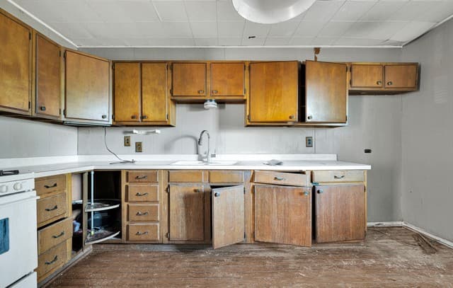 Home for sale at 1611 Lee Hall in San Antonio, TX — photo 4