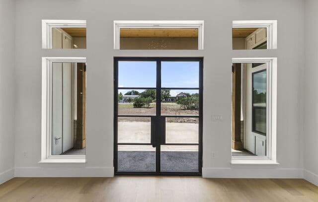 Home for sale at 337 Highland Mdws in Bandera, TX — photo 5