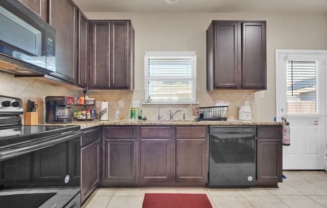 Home for sale at 7307 Birch Stage in San Antonio, TX — photo 4