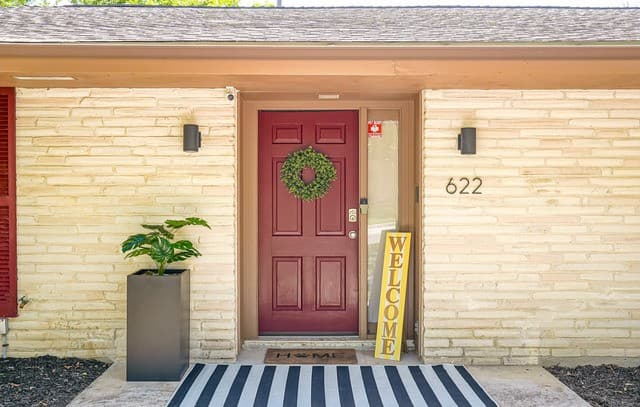 Home for sale at 622 Sunhaven Dr in Windcrest, TX — photo 4