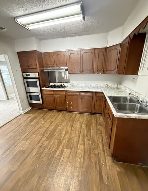 Home for sale at 662 Brunswick Blvd in San Antonio, TX — photo 5