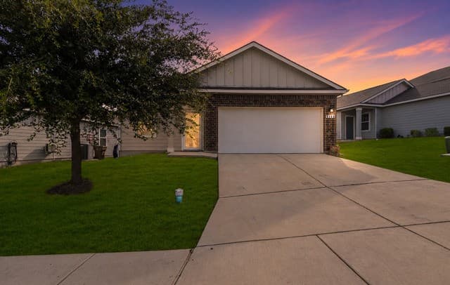 Home for sale at 5155 Morning Graze in St Hedwig, TX — photo 1