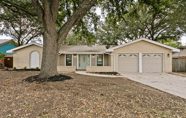 Home for sale at 5806 Royal Hvn in San Antonio, TX — photo 1