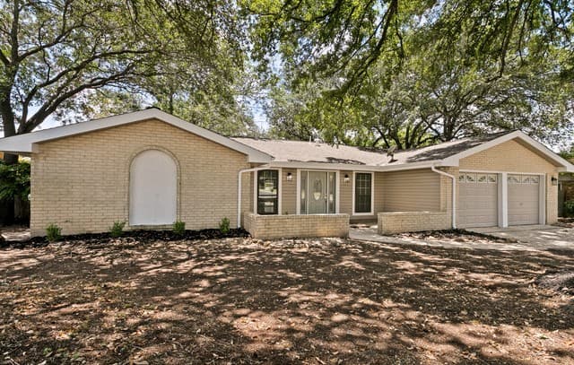 Home for sale at 5806 Royal Hvn in San Antonio, TX — photo 2