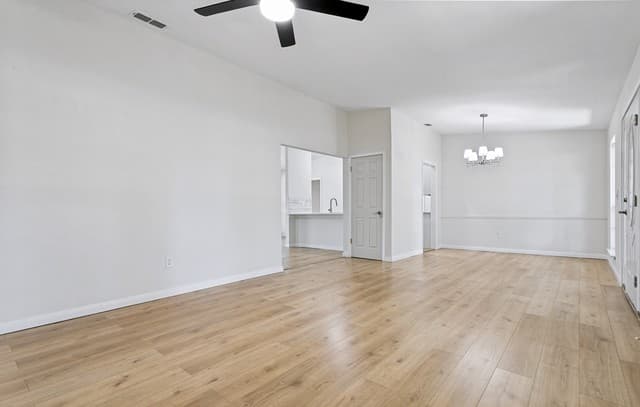 Home for sale at 5806 Royal Hvn in San Antonio, TX — photo 5