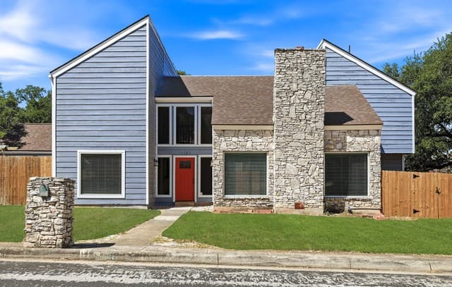 4-bedroom home for sale at 15302 Mineral Springs St in San Antonio TX